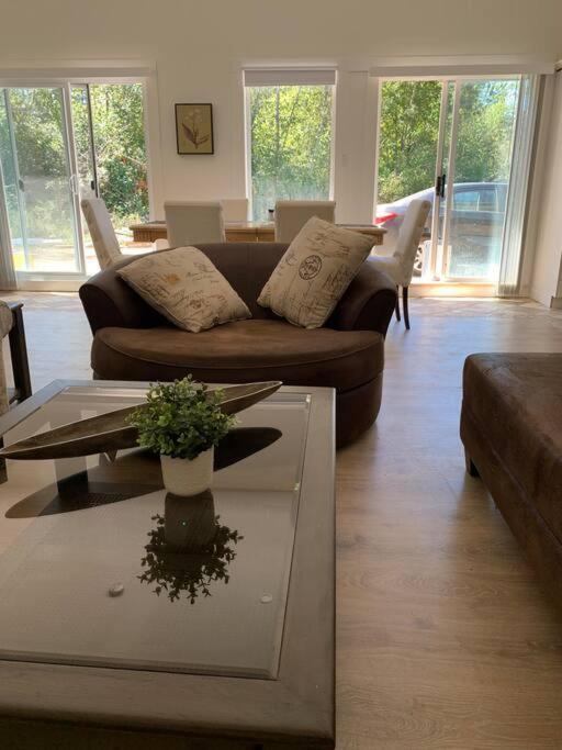 Country Home, Sleeps 6 Pets Friendly ポート・アルバーニ エクステリア 写真
