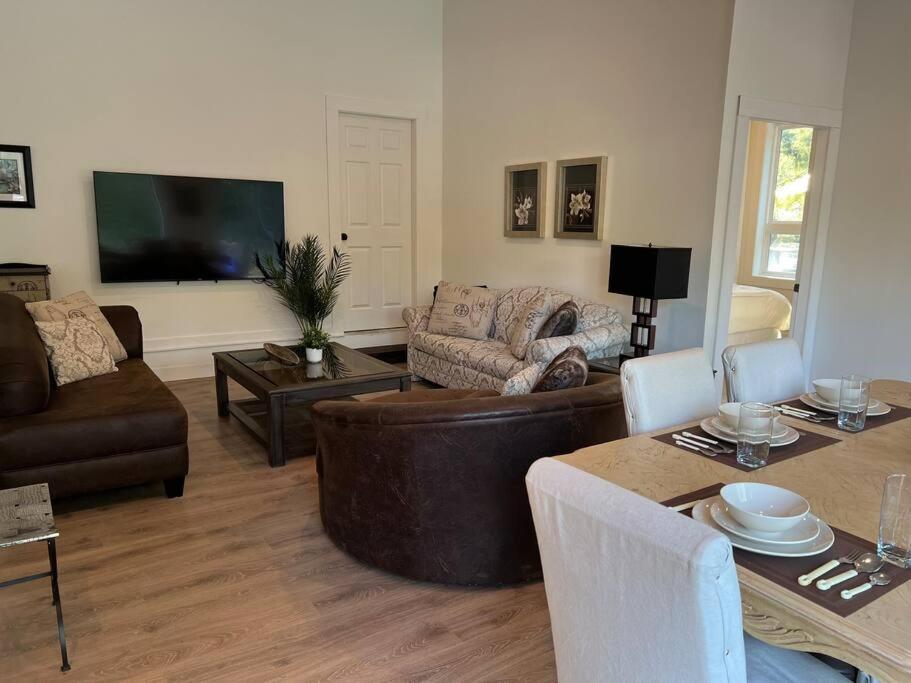 Country Home, Sleeps 6 Pets Friendly ポート・アルバーニ エクステリア 写真