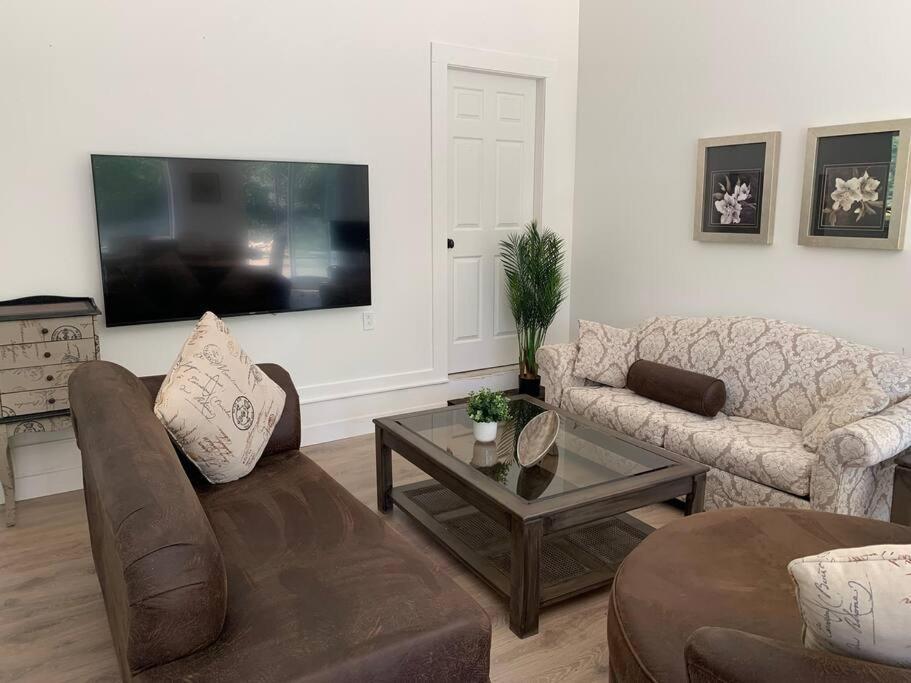 Country Home, Sleeps 6 Pets Friendly ポート・アルバーニ エクステリア 写真